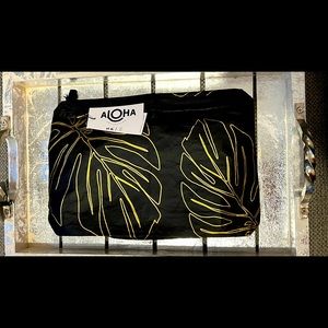 Aloha Collection Pouch